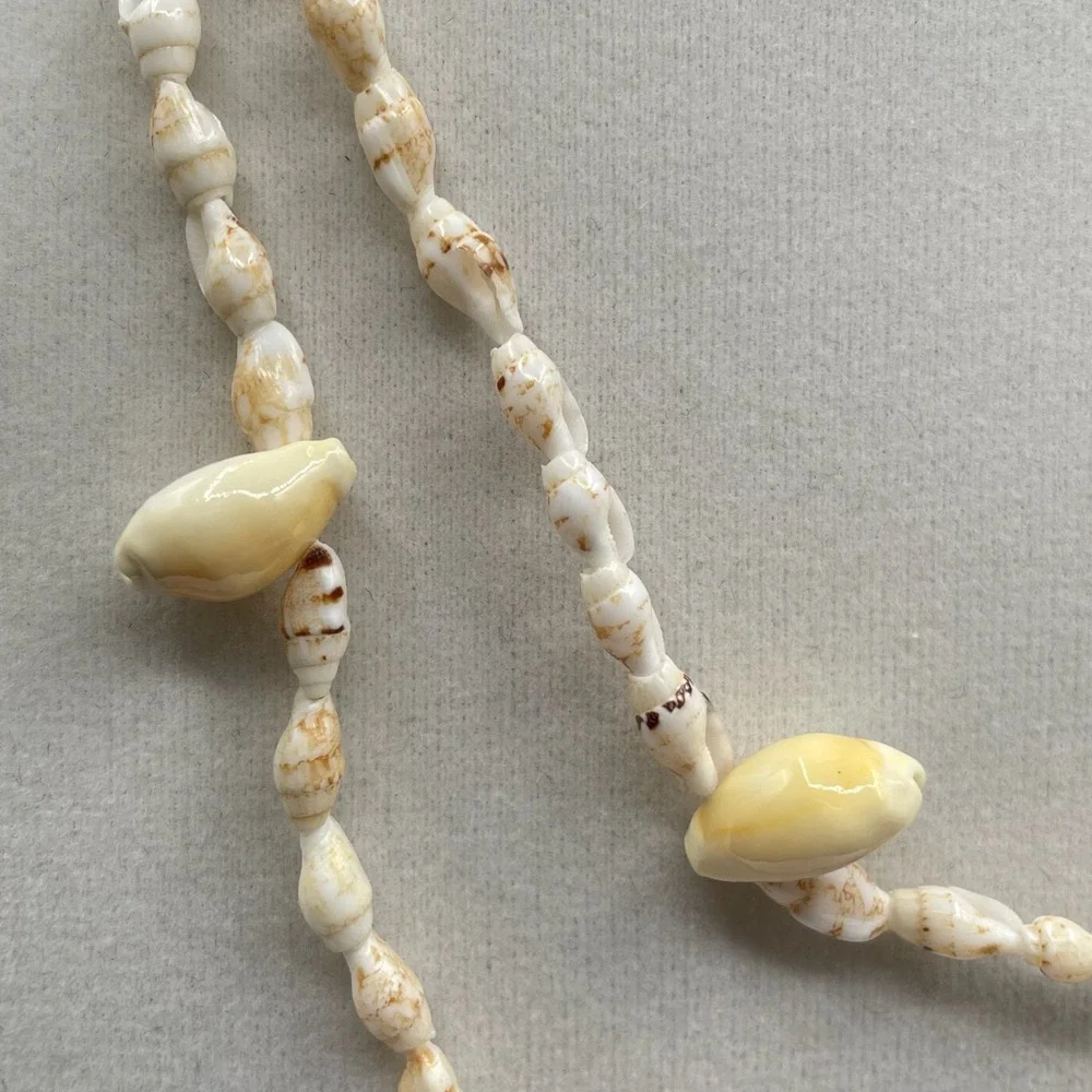 Vintage Long Puka‎ Whelk Shell Necklace Boho Beach Jewelry Natural Cream